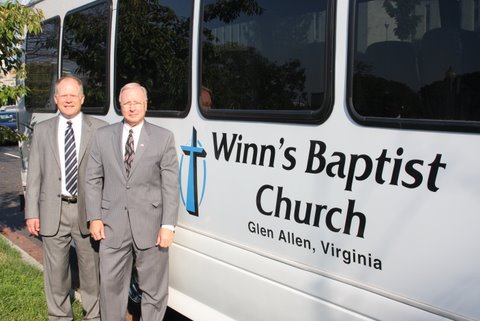 Rev_Jeff_Bauer_Pastor_of_Winns_Baptist_Church_and_Don_Blake_Chairman_of_VCA