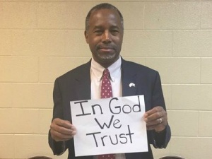 Ben-Carson-In-God-We-Trust-300x225